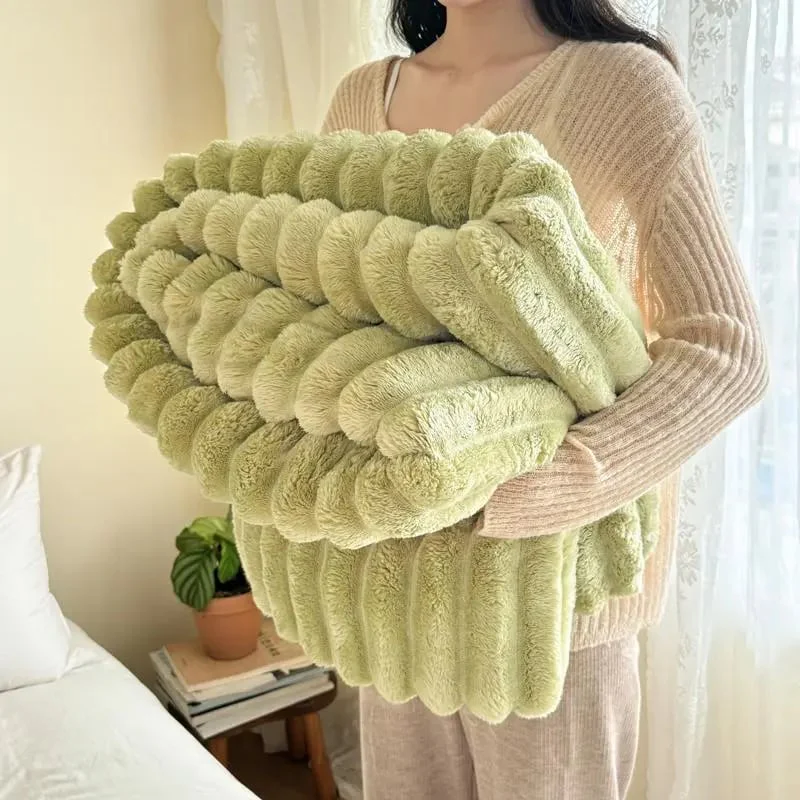 ⛄2026 Hot Sale 🔥Popular Thickened Plush Nap Blanket - Image 6