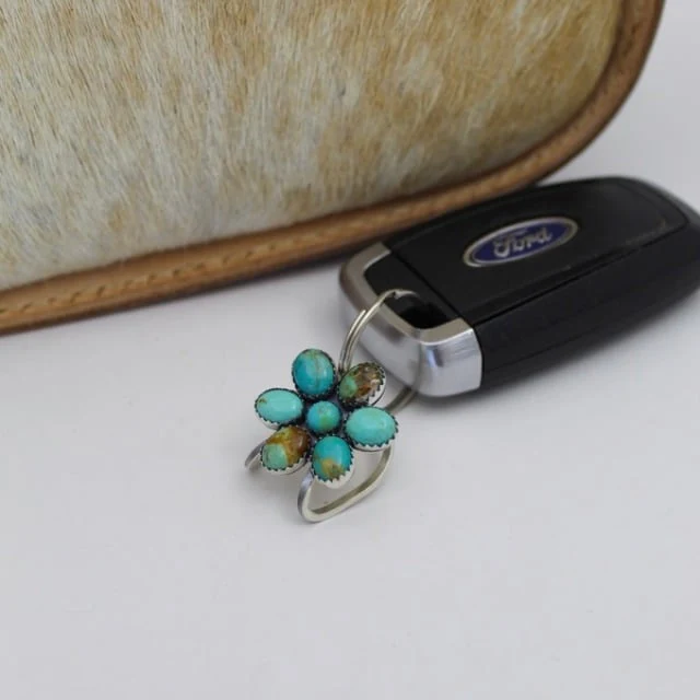 🌿Natural Turquoise Flower Clip Keychain: Stylish & Practical, Find Keys Easily - Image 6